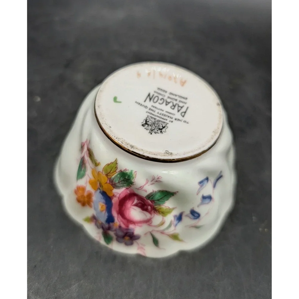 Paragon England Fine Bone China Floral Scalloped Open Sugar Bowl  2